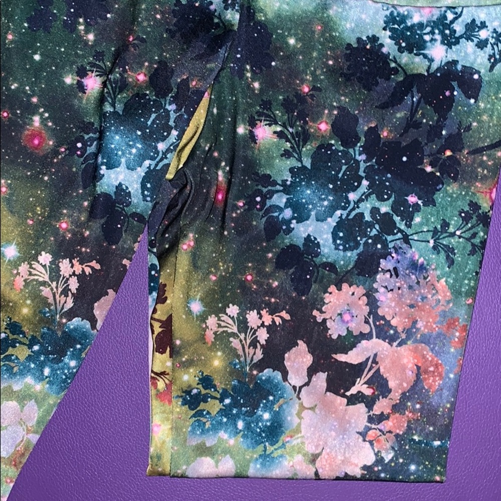 Onzie Yoga Pants - Picture 3 of 7